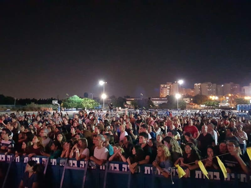עילי בוטנר וילדי החוץ. עיריית יהוד. תוכן מקודם